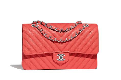 chanel-bags-pantone-living-coral-color-of-the-year-2019 | Bags in 2019 | Classic handbags, Chanel handbags, Chanel