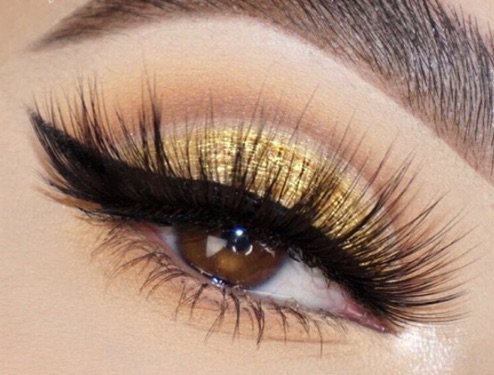 Gold eye Makeup