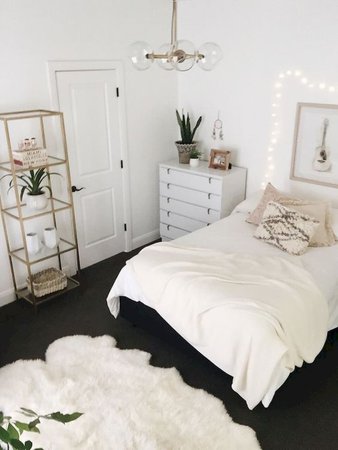 white bedroom 🤍