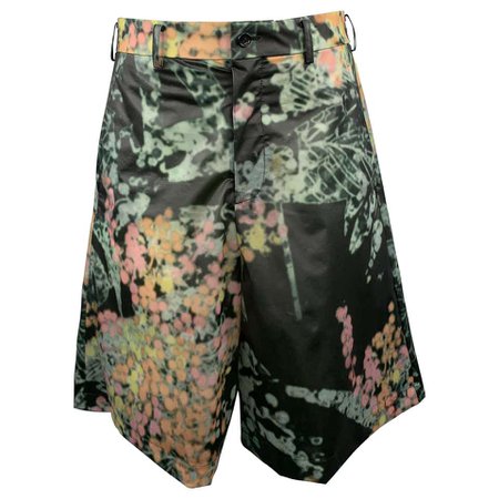 COMME des GARCONS HOMME PLUS Size S Black and Green Marbled Floral PVC Shorts For Sale at 1stdibs