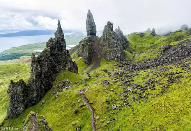 The Old Man of Storr, Isle of Skye, Scotland | Earth Trekkers