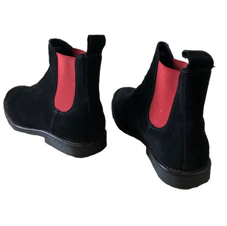 black red chelsea boots