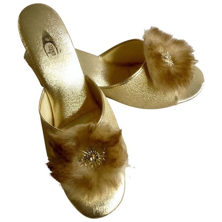 Vintage Gold Mules Aurora Borealis Rhinestone Faux Fur Size 7 Shoes : Gumgumfuninthesun | Ruby Lane