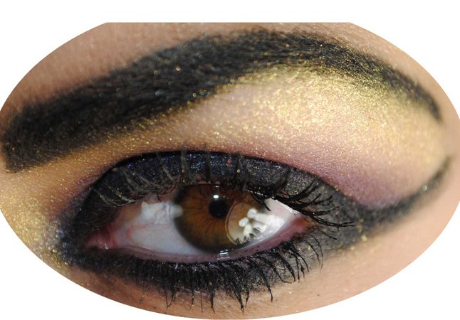 Gold shimmer black eyeliner