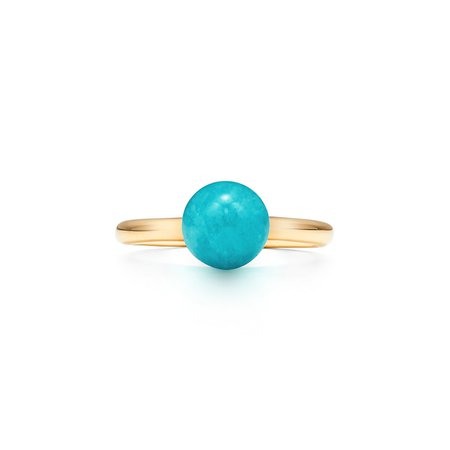 Tiffany HardWear ball ring in 18k gold with an amazonite. | Tiffany & Co.