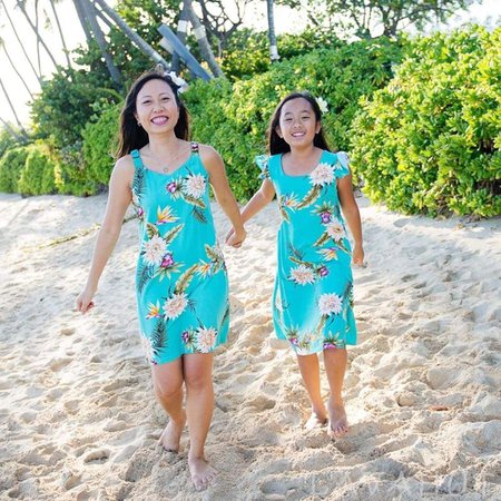 Lavahut - Mountain Green Kauai Hawaiian Dress