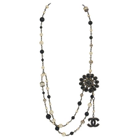 2015 Chanel Black Pearl Double Necklace Belt For Sale at 1stdibs