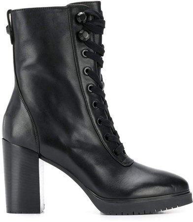 lace-up ankle boots