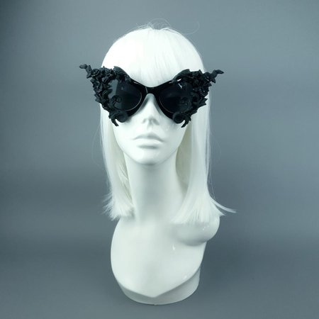"Neith" Black Cat Eye Filigree Sunglasses – Pearls & Swine