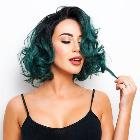 emerald wig
