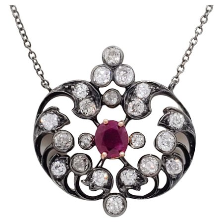 Estate Victorian Era Burma Ruby and Diamond Necklace in 18k Gold For Sale at 1stDibs