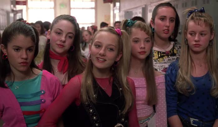 Here Are 14 Side-By-Sides Of The Teens From "13 Going On 30" Then Vs. Now