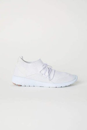 Fully-fashioned Sneakers - White