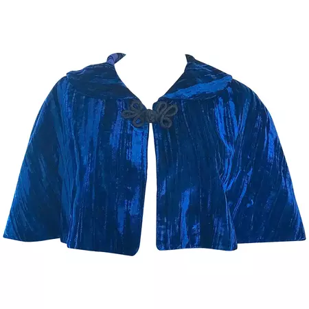 Beautiful 1930s Navy Blue Silk Velvet Vintage 30s Cropped Cape Capelet Bolero For Sale at 1stDibs | blue capelet, navy capelet, navy blue capelet