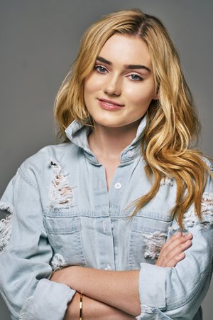Rising Star Meg Donnelly: Let’s embrace our differences, love ourselves for who we are, and be kind to one another | by Yitzi Weiner | Authority Magazine | Aug, 2020 | Medium
