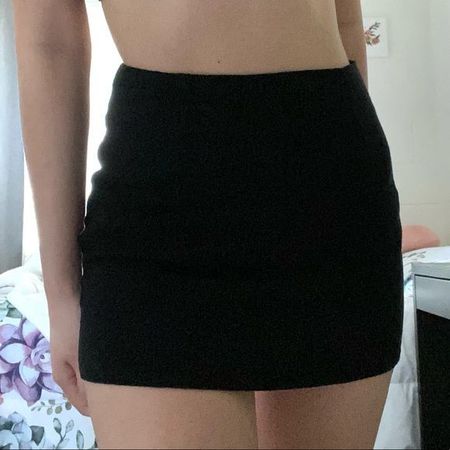 Pretty Mini Black Skirt