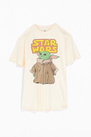 Star Wars: The Mandalorian The Child Tee | Urban Outfitters