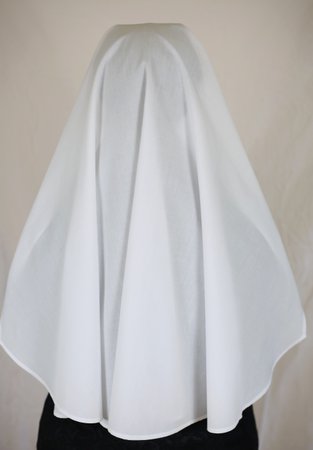 white nun veil