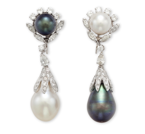 black and white cultured pearl earrings
