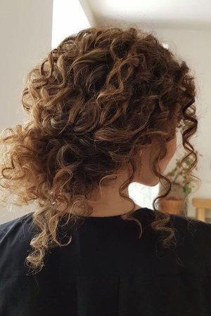 brown curly hair