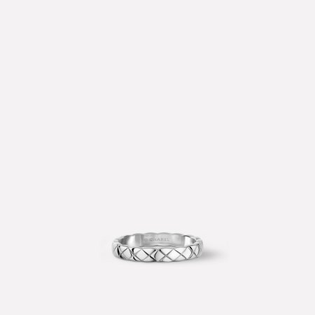 Coco Crush ring - Quilted motif, mini version, 18K white gold - J11793 - CHANEL