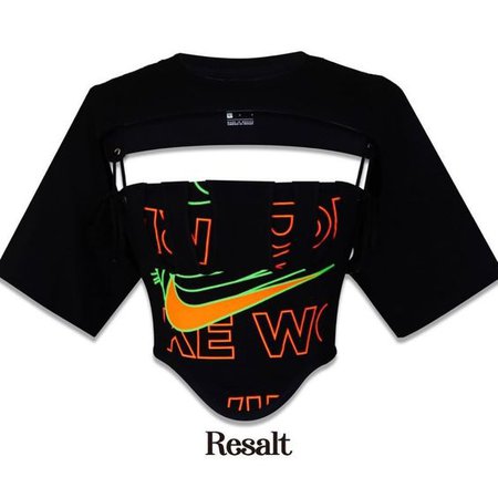 Resalt | Nike World Black Corset Keyhole Shirt