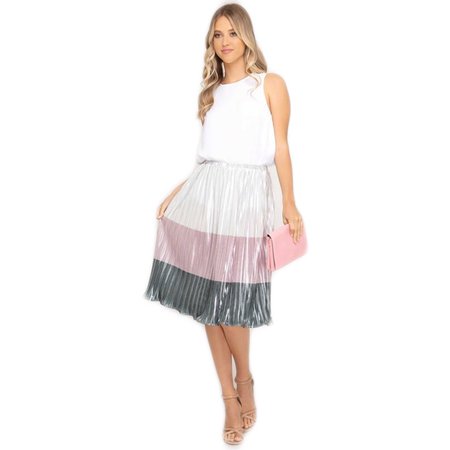 pleated skirt girl