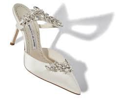 manolo blahnik white wedding shoes – Recherche Google
