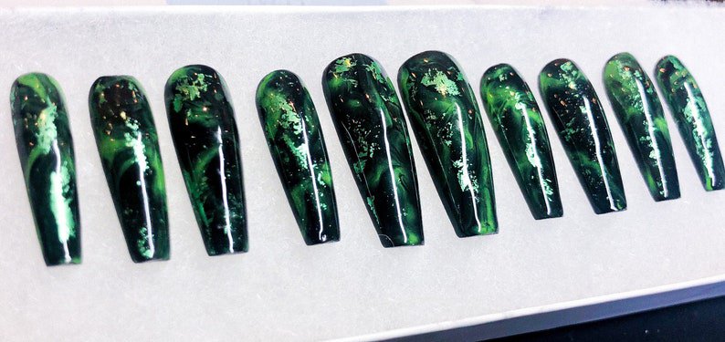 Green and black marble foil nails | Etsy