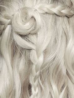 white hair aesthetic