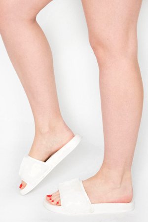 Acacia White Faux Fur Sliders | Sliders | Shoes | Modamore |