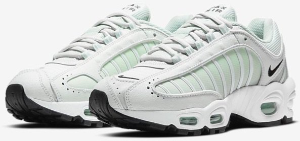 NIKE Pistachio Air Max Tailwind IV Trainers