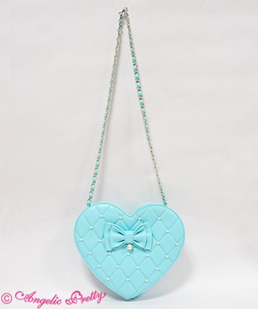 LOVE Quilted Heart Shoulder Bag (2016) - Angelic Pretty