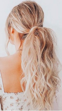 curly ponytail