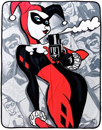 DC Comics Harley Quinn Smoking Gun Throw Blanket: Amazon.ca: Home & Kitchen
