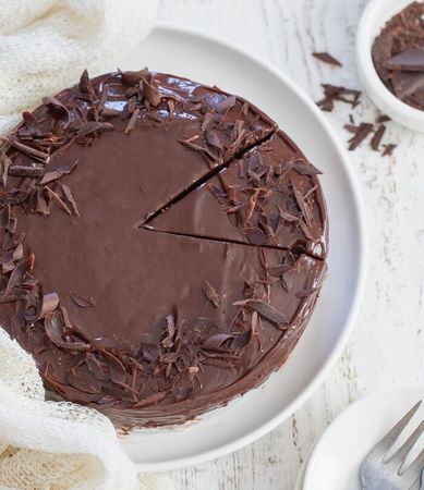 2 Ingredient No Bake Chocolate Banana Cake (No Flour, Eggs or Oil) - Kirbie's Cravings