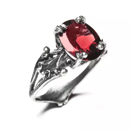 Nyx's Jewel. Sterling Silver & Garnet Ring. – Blood Milk Jewels