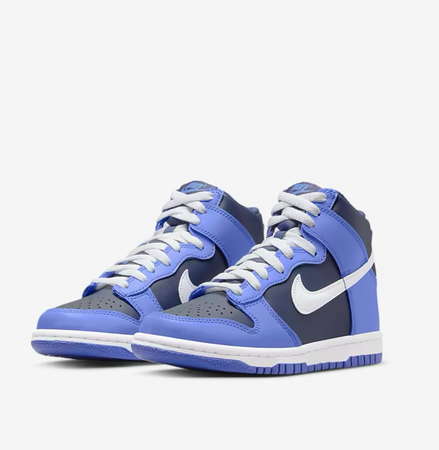 blue Nike dunks