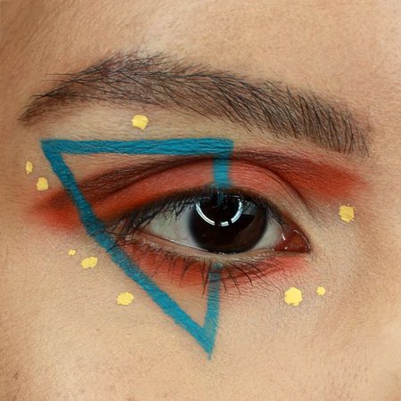 Makeup by Jacquie Bear. Instagram @bacquiejear. Geometric graphic eyeliner with some red-orange eyeshadow. Products by Toofaced, Nyx Cosmetics, and Kat Von D. - bienplusbelle - Mypicturesstyle