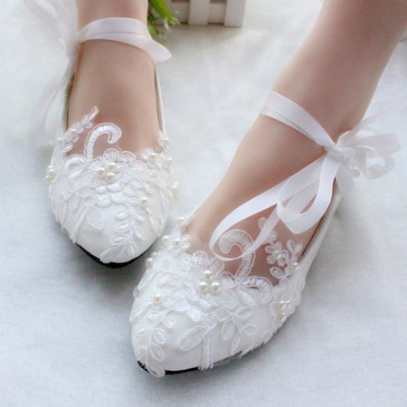 Women's Patent Leather Flat Heel Closed Toe Flats With Imitation Pearl Lace-up Applique (047106269) - JJ's House
