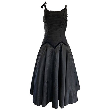 Beautiful 1950s Black Silk Taffeta Fit and Flare Vintage Sleeveless 50s Dress For Sale at 1stdibs