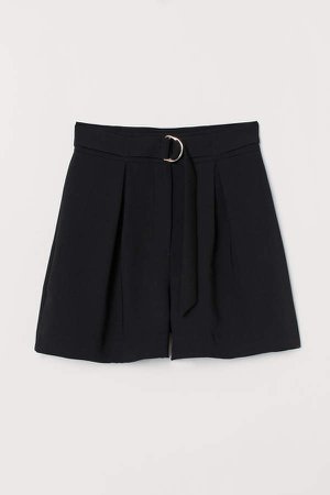Shorts with Belt - Black