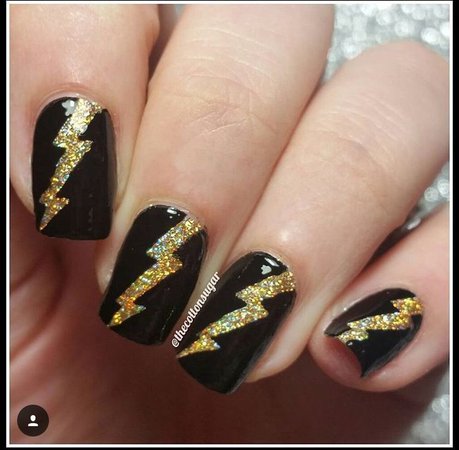 Lightning bolt nails