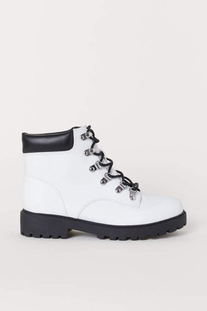 Pile-lined Boots - White