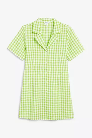 Classic checkered shirt dress - White and green checks - Monki WW