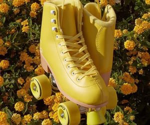 607 images about — [う] ᴀᴇsᴛʜᴇᴛɪᴄ: yellow/amarelo on We Heart It | See more about aesthetic, yellow and flowers