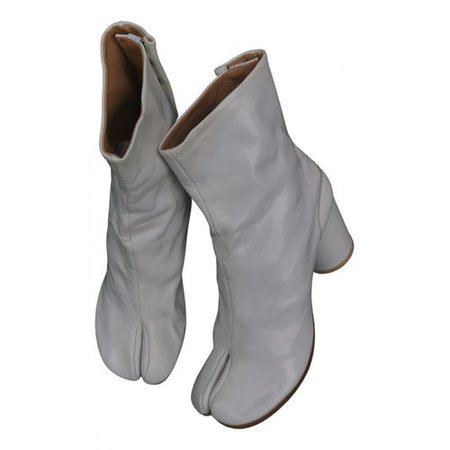 Tabi patent leather ankle boots Maison Martin Margiela White size 39 EU in Patent leather - 14304498