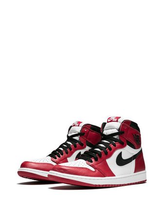 Shop white & red Jordan Air Jordan 1 Retro High OG Chicago with Express Delivery - Farfetch