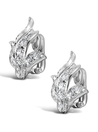 Van Cleef & Arpels 1941 - 1960 platinum diamond stud earrings
