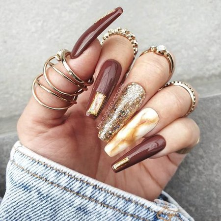 10 nails Brown Dark Chocolate sand and white marble and gold holographic glitter- press glue on nails in 2021 | Gold acrylic nails, Gold nail designs, Glue on nails